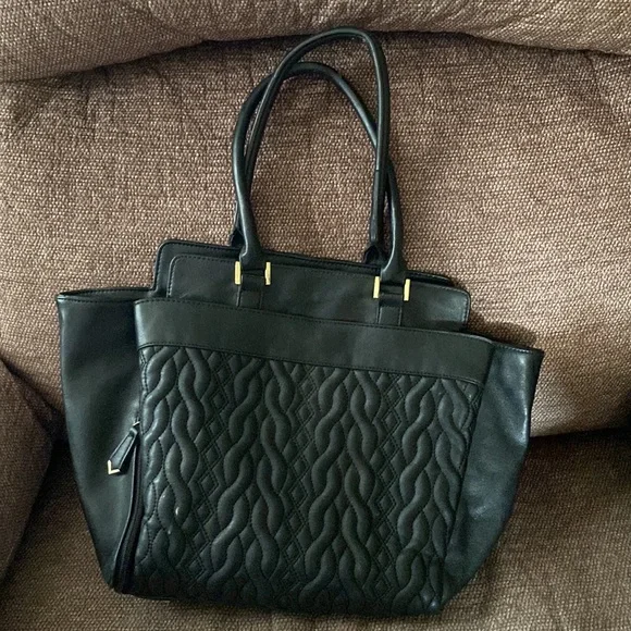 GUC SAM & LIBBY tote - Picture 2 of 8